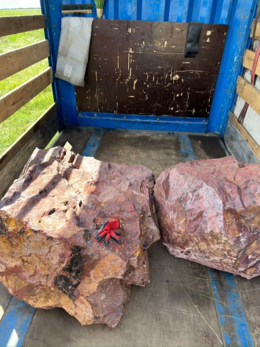 Ландшафтные глыбы красно-фиолетовые 200-1000 килограмм купить в Котельниках