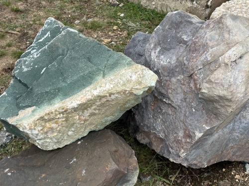 Камни для ландшафтного дизайна зелёные 10-60 килограмм купить в Котельниках