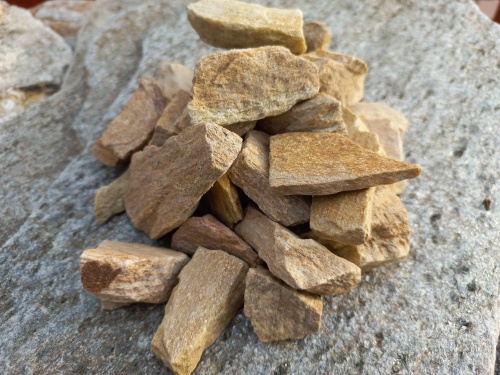 Златолит жёлтый декоративная каменная крошка купить в Котельниках