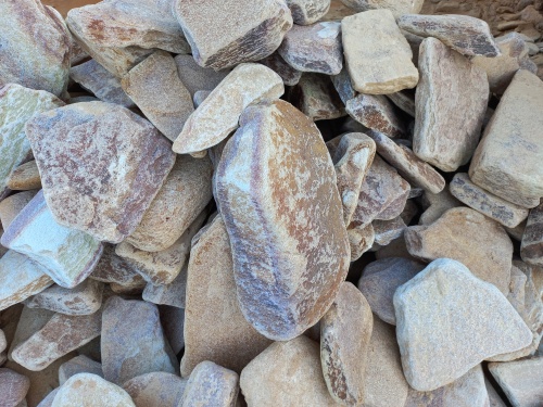 Златолит жёлтый, жёлто-зелёный глыбки и валуны для ланшафтного дизайна купить в Котельниках