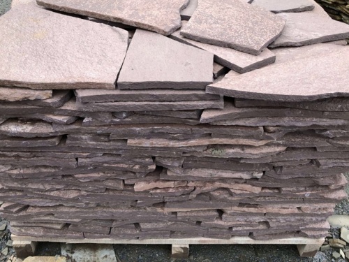 Плитняк лемезит бордовый для облицовки цоколя 20-25 мм  купить в Котельниках