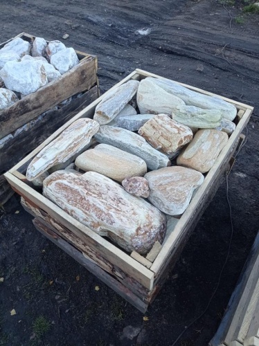 Златолит жёлтый, жёлто-зелёный глыбки и валуны для ланшафтного дизайна купить в Котельниках